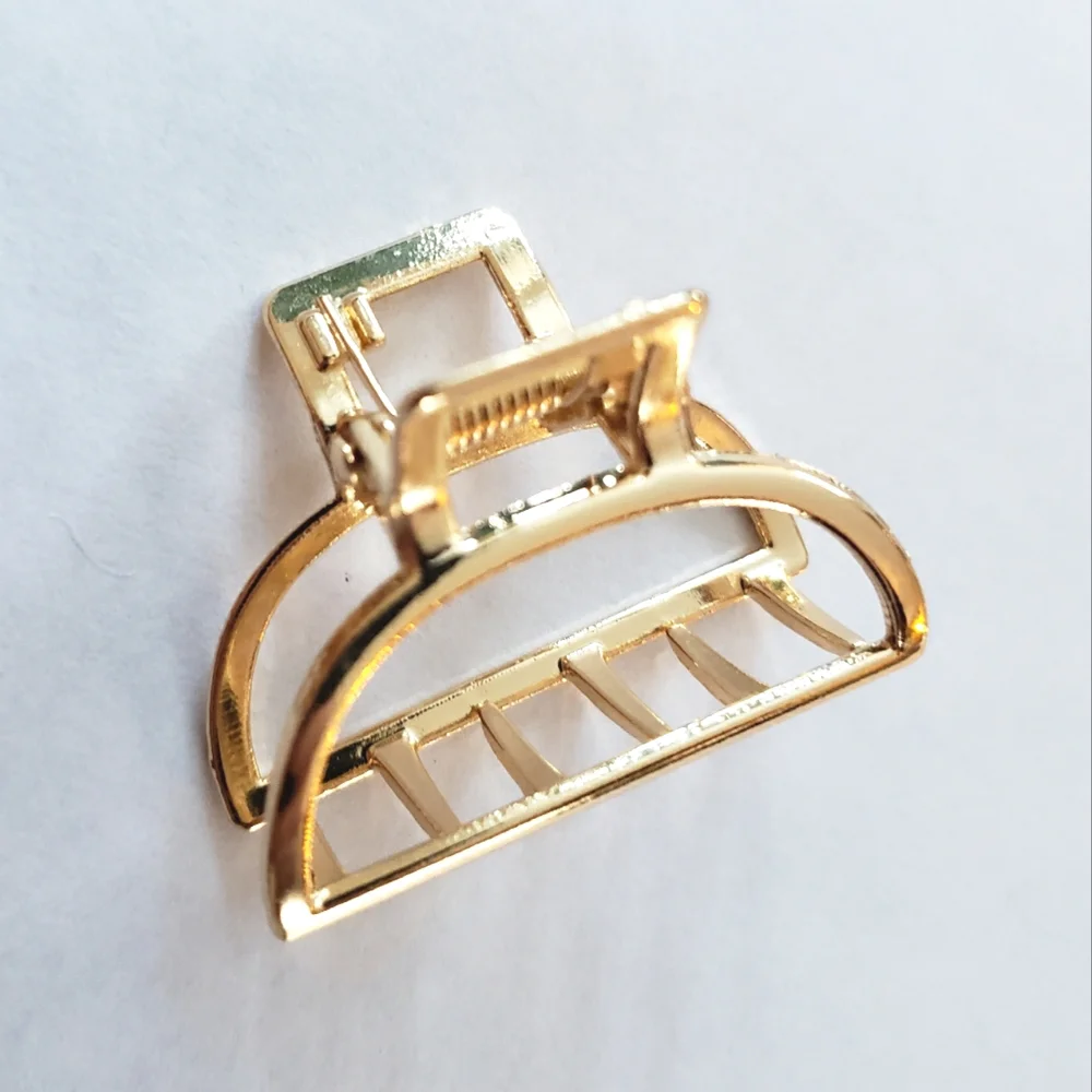 Gold Tone Metal Hair Claw Hair Clip